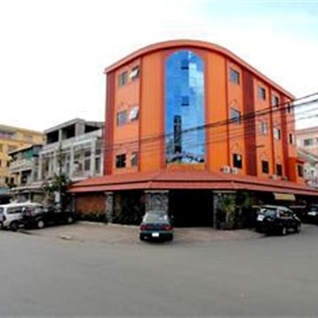 Lucky 1 pensión Phnom Penh Exterior foto